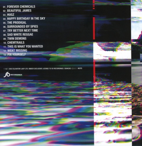 Never Let Me Go (Ltd. Deluxe CD) 1
