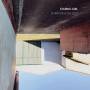 Staring Girl - Schrg Fllt Das Licht
