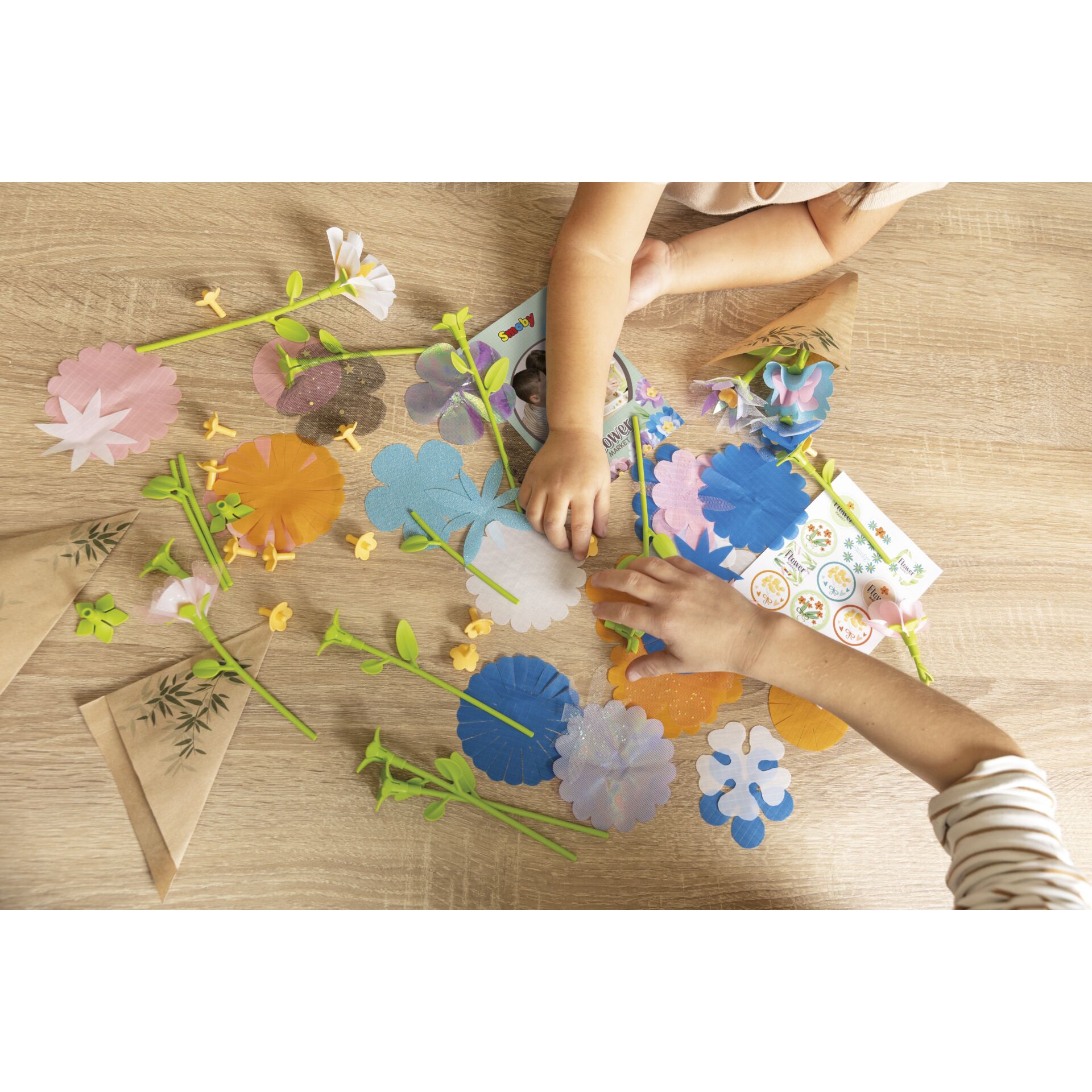 Smoby Flower Market - flower shop play set 350407 buy in the online store  at Best Price