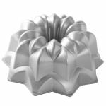 Nordic Ware - -Vintage Star Bundt Pan