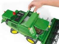 Bruder Profi-serie John Deere M?rescher T670i [spielwaren] J 3