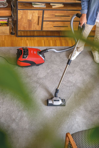 Hoover HE710HM 011 H-Energy 700 Aspirapolvere a traino con sacco - rosso