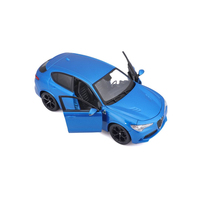 Bburago - Alfa Romeo Stelvio 11